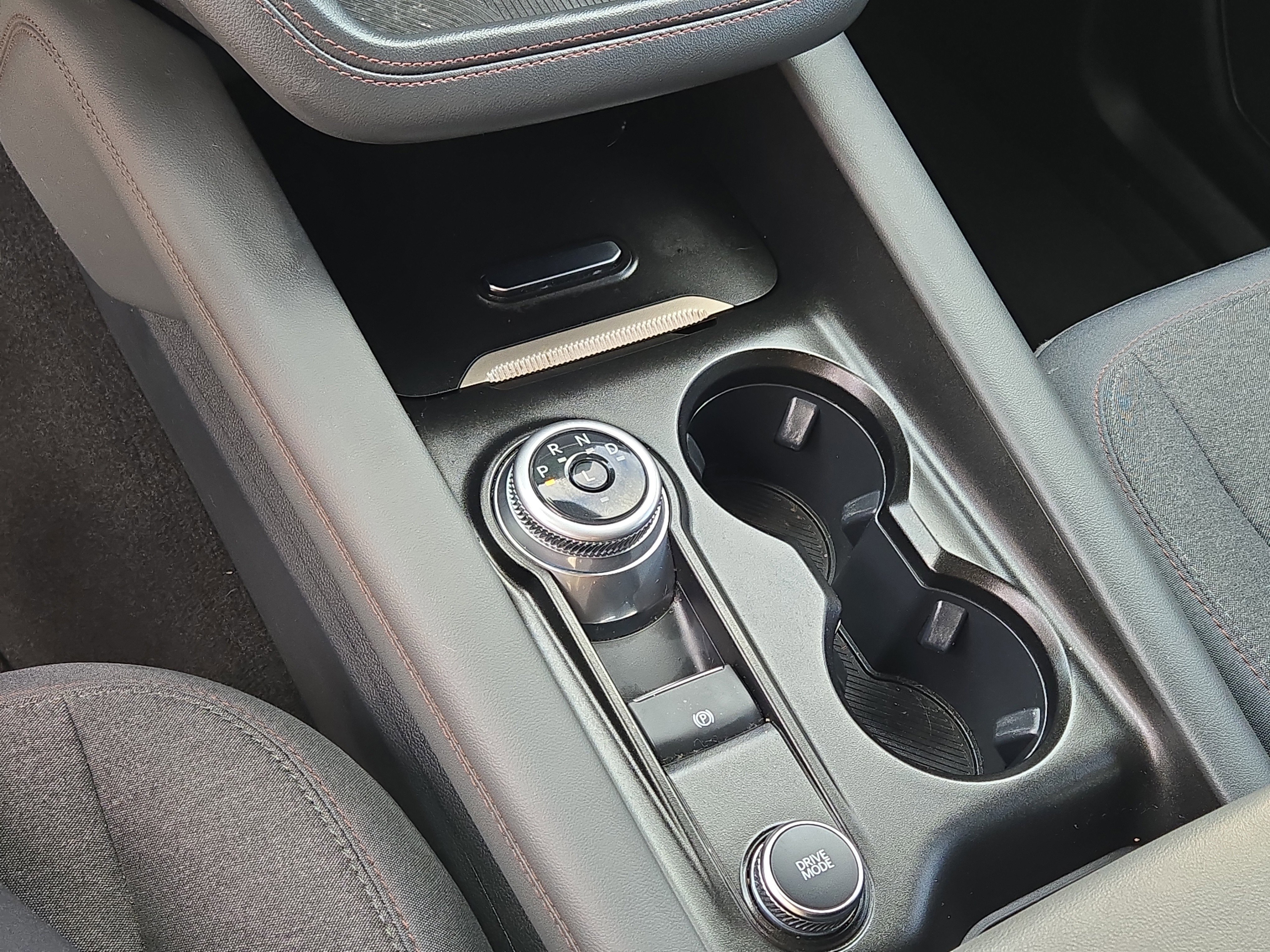 Certified 2025 Ford Explorer Active image 30