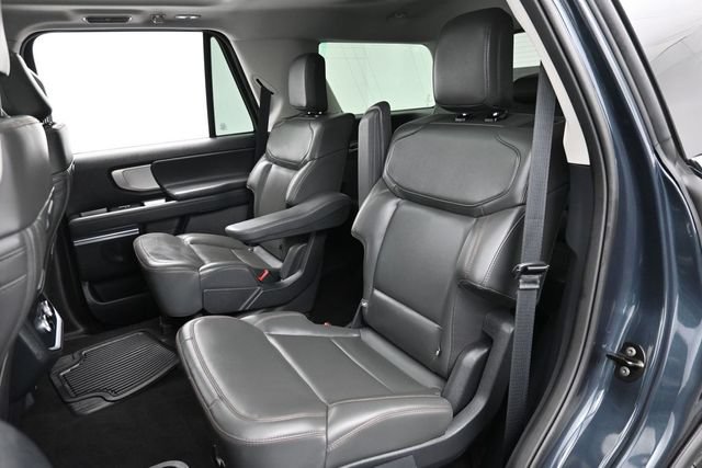 Certified 2025 Ford Expedition Active AWD/4WD image 28
