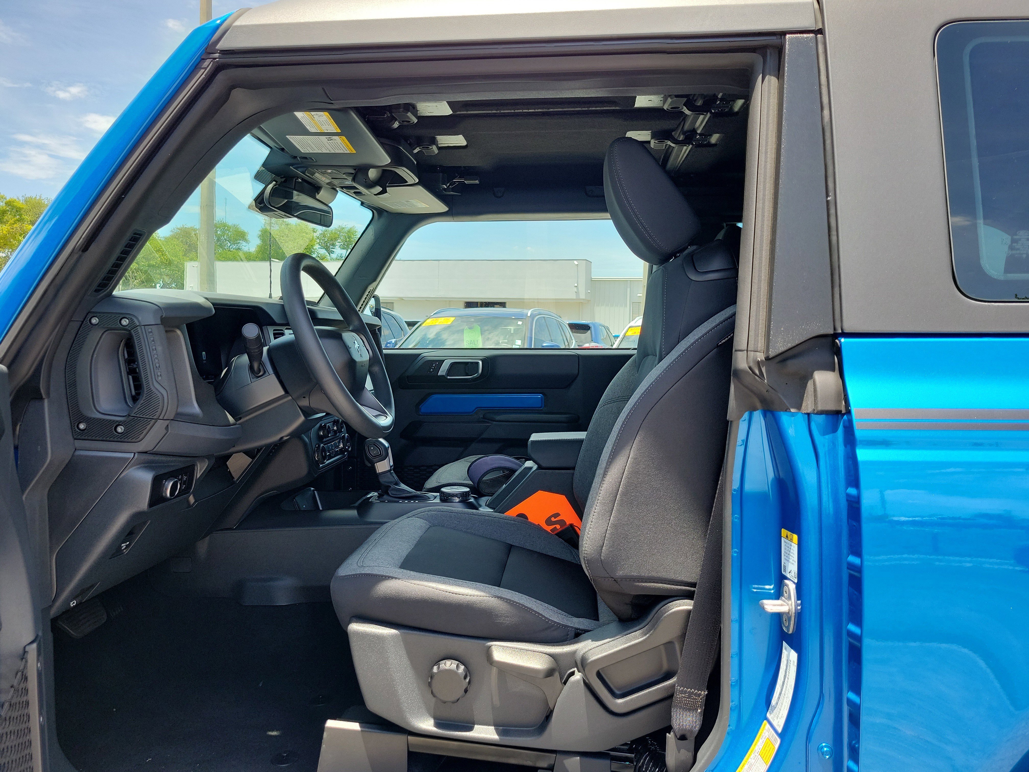 Certified 2025 Ford Bronco 2-Door AWD/4WD image 14