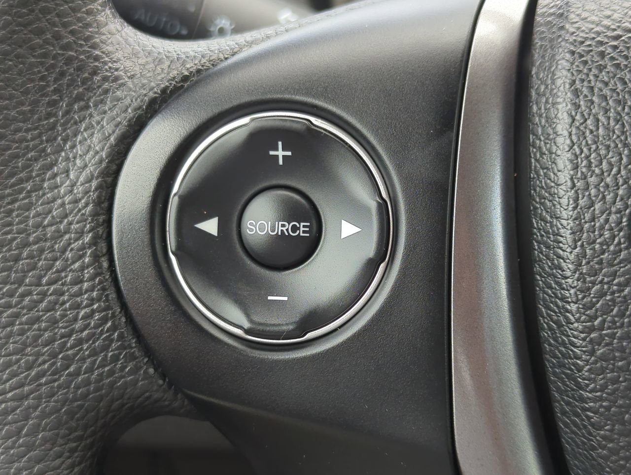 Used 2017 Honda Ridgeline RT image 21
