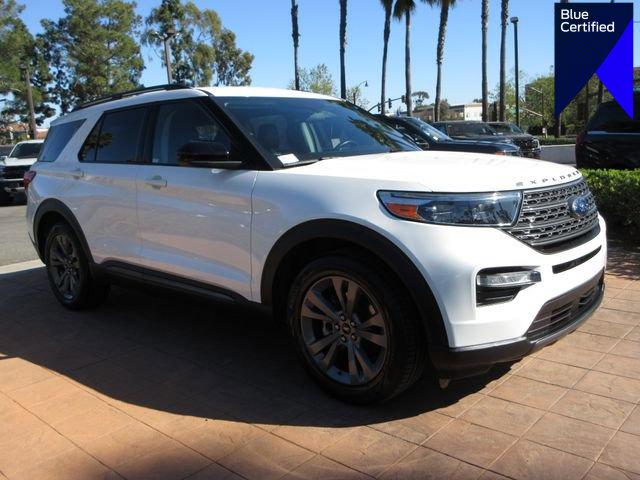 Certified 2022 Ford Explorer XLT w/ Equipment Group 202A image 1