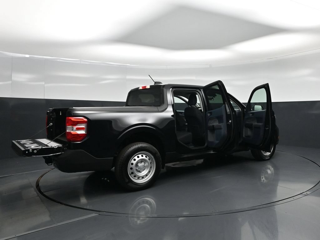 Certified 2025 Ford Maverick XL FWD image 5