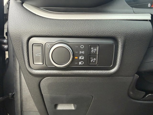 Certified 2023 Ford Explorer XLT image 32