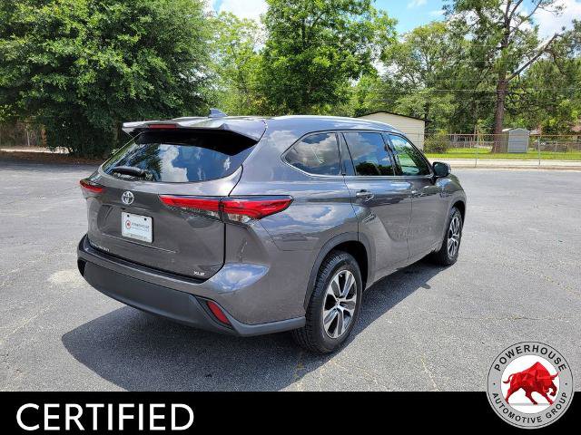 Used 2022 Toyota Highlander XLE FWD image 6