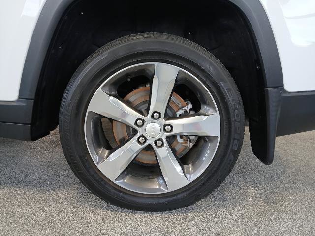 Used 2022 Jeep Grand Cherokee L Limited w/ Luxury Tech Group II image 9