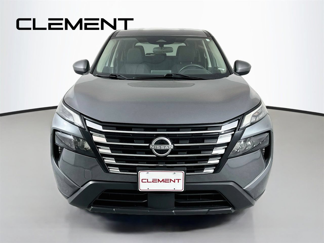 Used 2024 Nissan Rogue SV AWD/4WD image 3