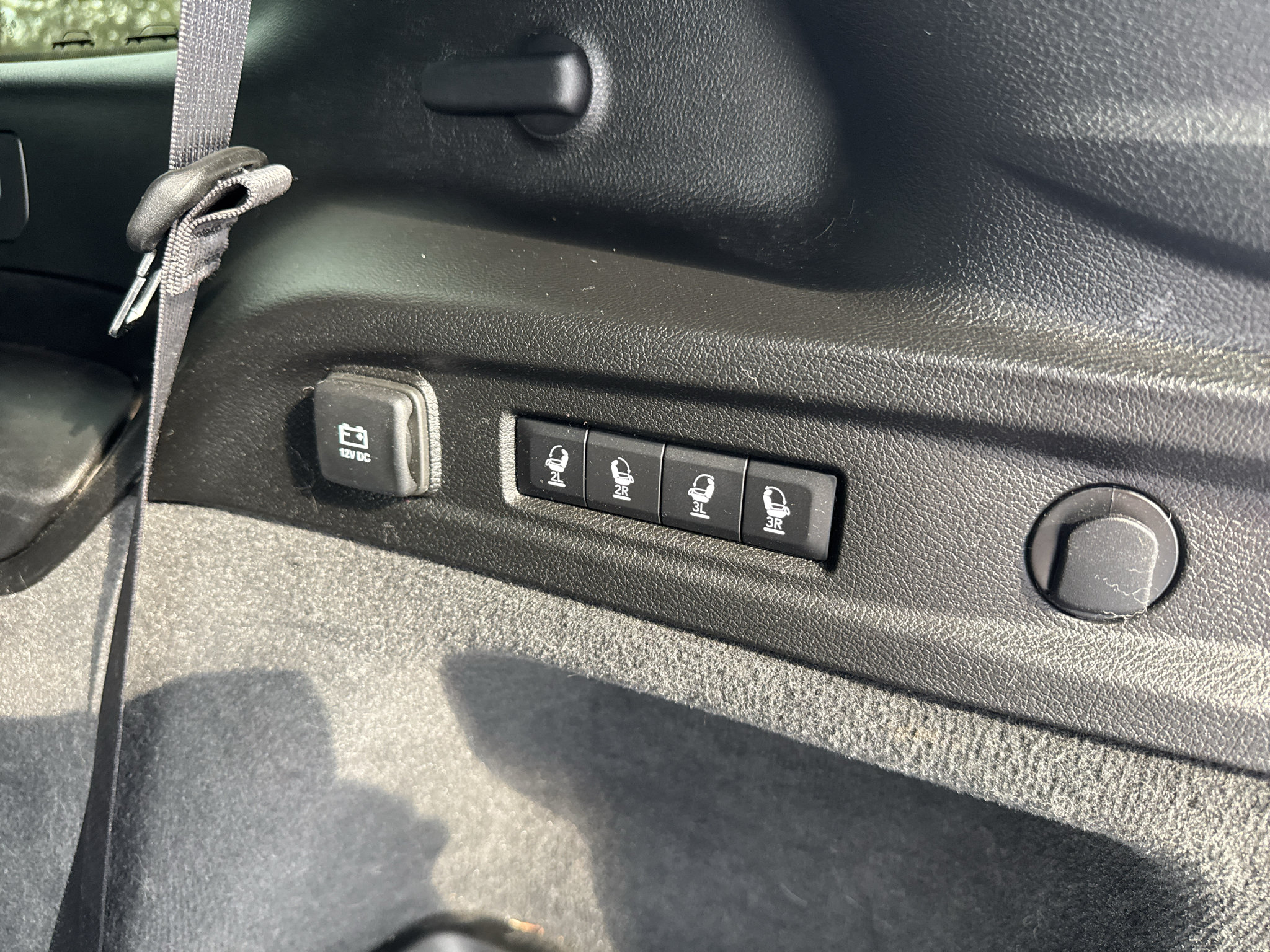 Used 2023 Jeep Grand Cherokee L Overland AWD/4WD image 30