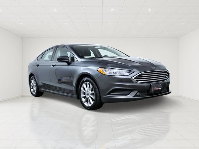 Certified 2017 Ford Fusion SE w/ Fusion SE Technology Package