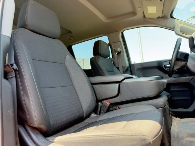 Used 2022 Chevrolet Silverado 1500 Custom Trail Boss AWD/4WD image 15