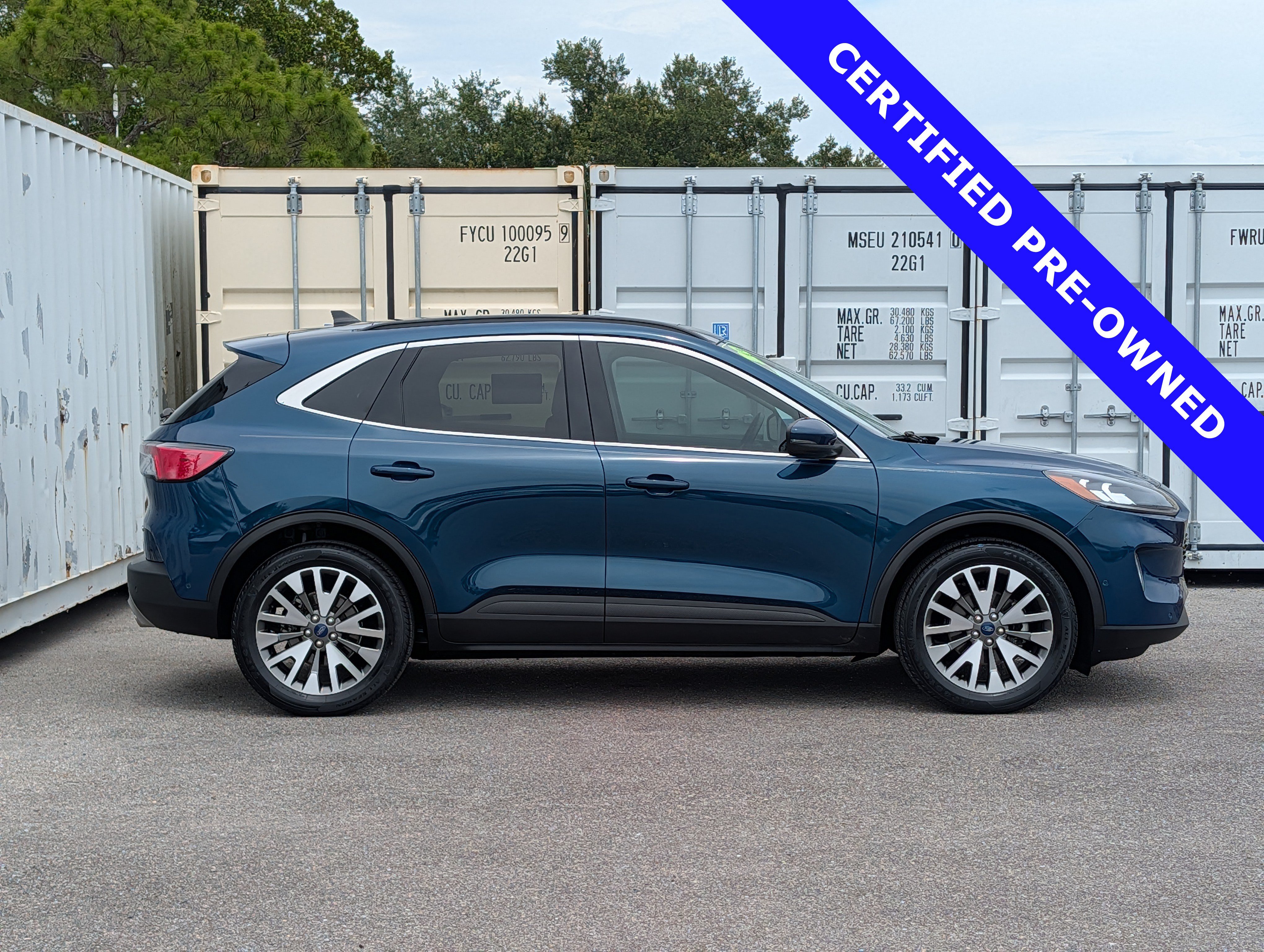Certified 2020 Ford Escape Titanium AWD/4WD video 3
