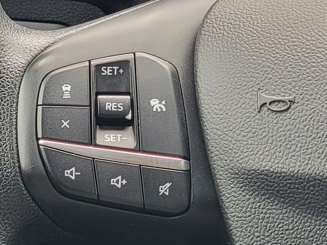 Certified 2020 Ford Escape SE image 32