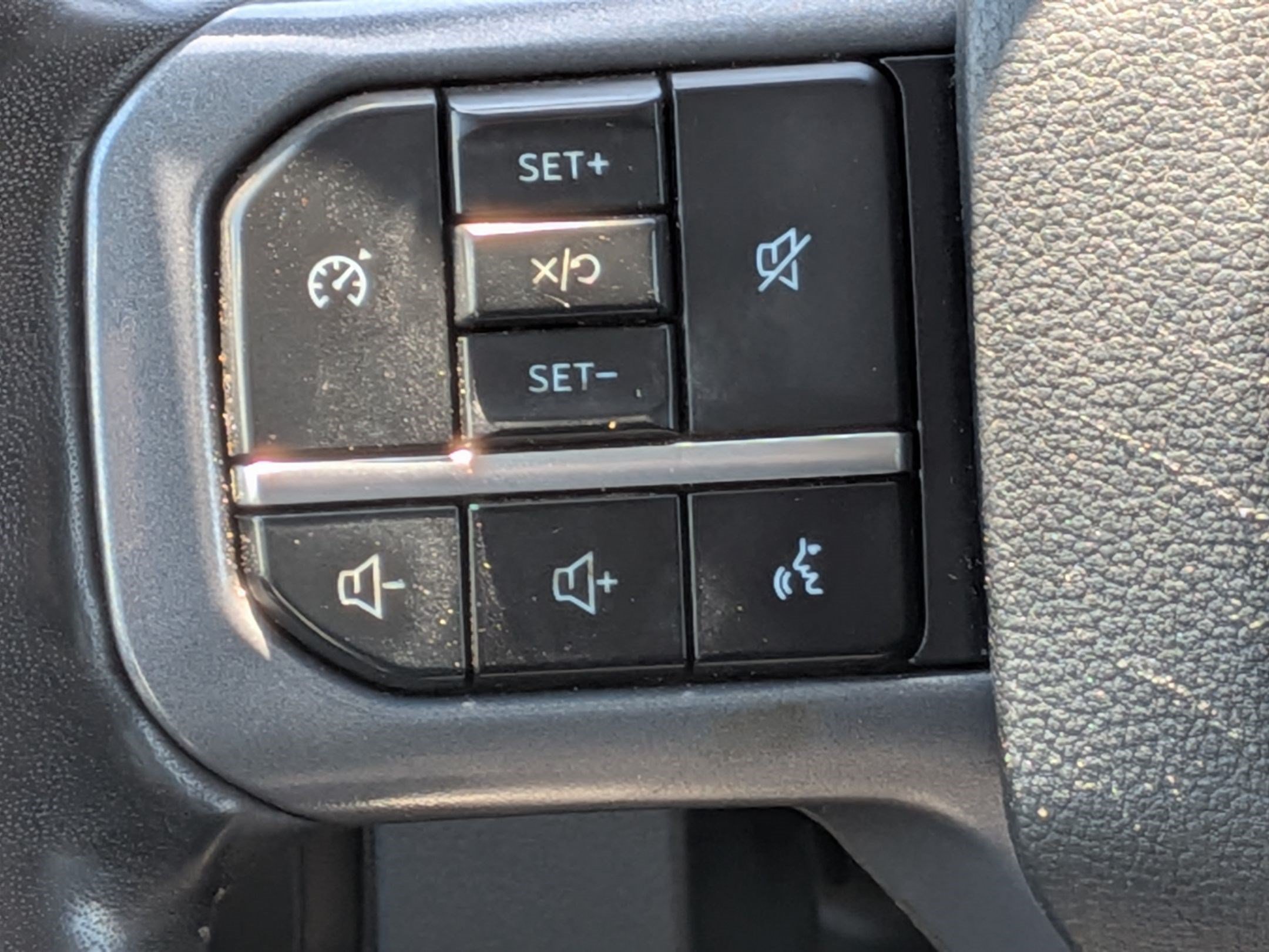 Certified 2024 Ford F350 Lariat AWD/4WD image 21