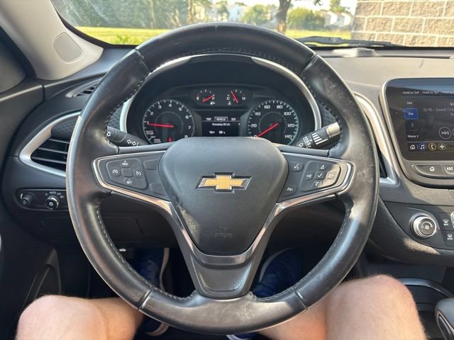 Used 2021 Chevrolet Malibu RS FWD image 18