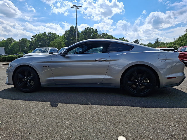 Certified 2021 Ford Mustang GT Premium w/ Black Accent Package RWD image 6