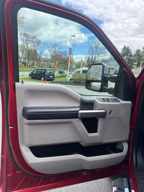 Certified 2018 Ford F250 XLT w/ XLT Premium Package AWD/4WD image 15
