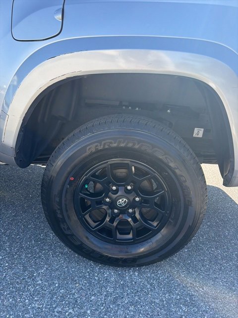 Used 2021 Toyota Tacoma SR5 image 9