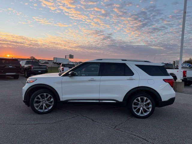 Certified 2021 Ford Explorer Platinum w/ Equipment Group 601A AWD/4WD image 5