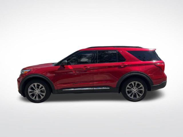 Certified 2021 Ford Explorer XLT w/ Equipment Group 202A RWD image 8