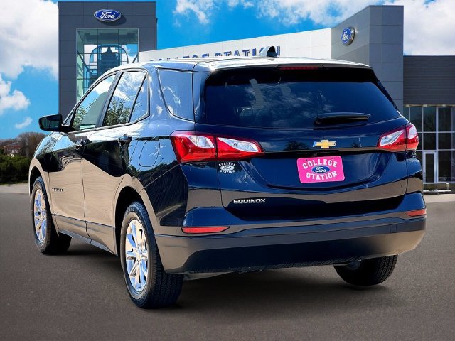 Used 2020 Chevrolet Equinox LS w/ LS Convenience Package FWD image 5