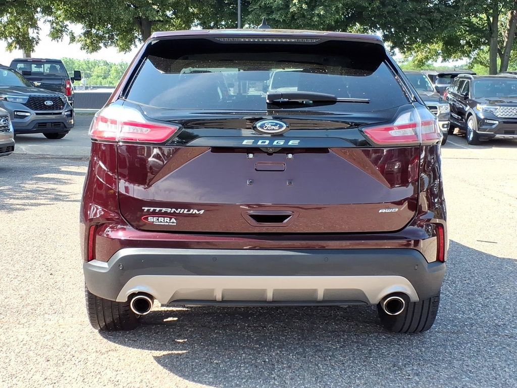 Certified 2024 Ford Edge Titanium AWD/4WD image 4