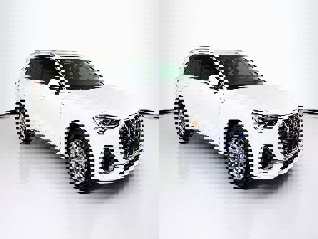 Used 2024 Audi Q3 2.0T Premium image 24