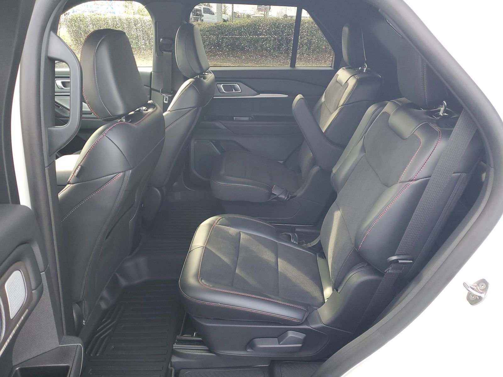 Certified 2025 Ford Explorer ST w/ Sun And Sound Package image 11