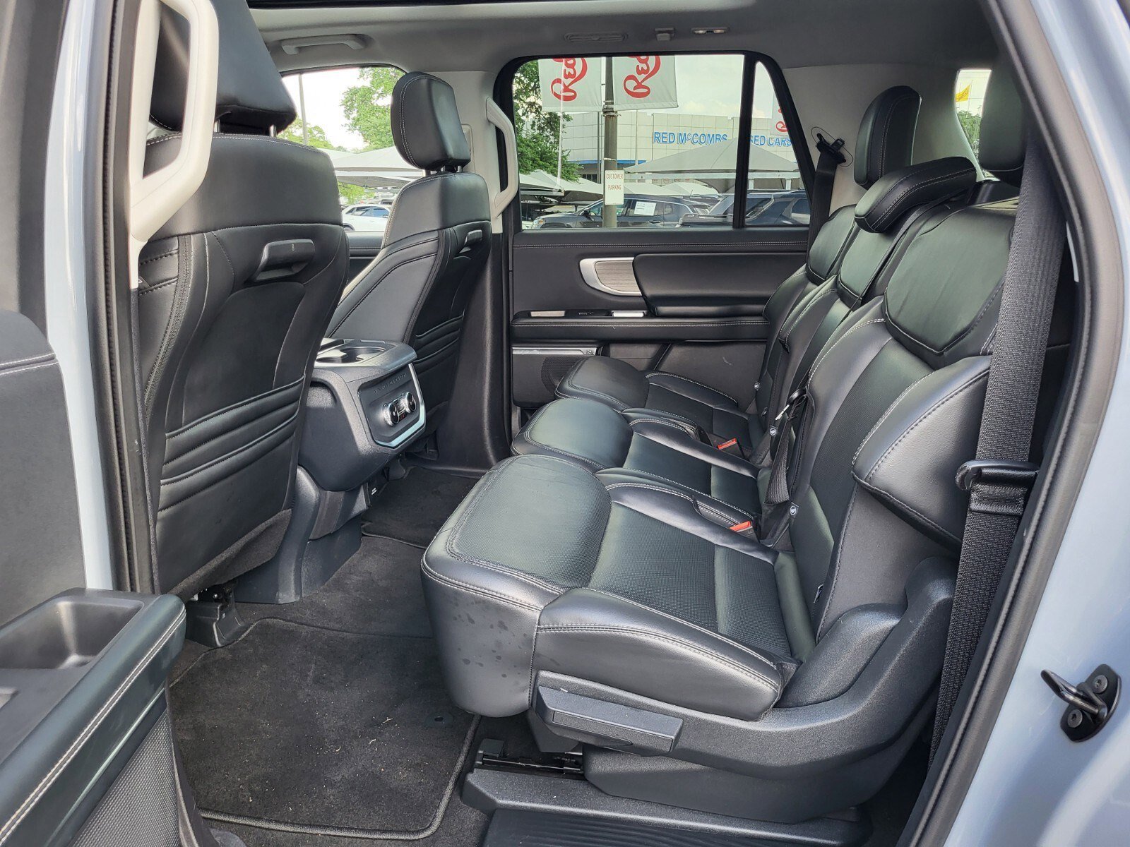 Certified 2025 Ford Expedition Max Platinum image 17