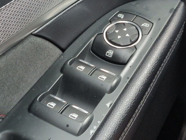 Certified 2019 Ford Explorer XLT w/ Equipment Group 202A FWD image 22