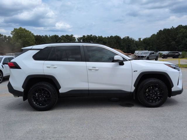 Used 2024 Toyota RAV4 XLE w/ Convenience Package FWD image 3
