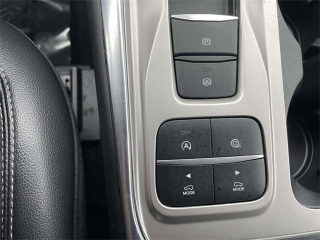 Certified 2020 Ford Explorer XLT w/ Equipment Group 202A image 23