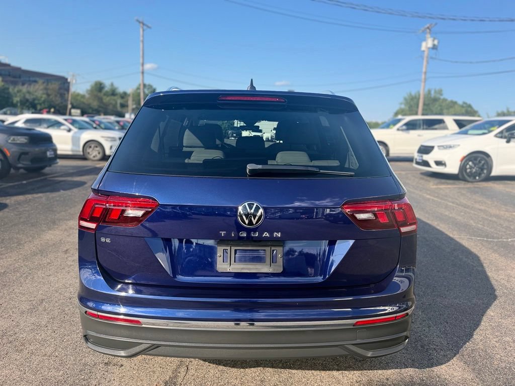 Used 2022 Volkswagen Tiguan SE FWD image 7