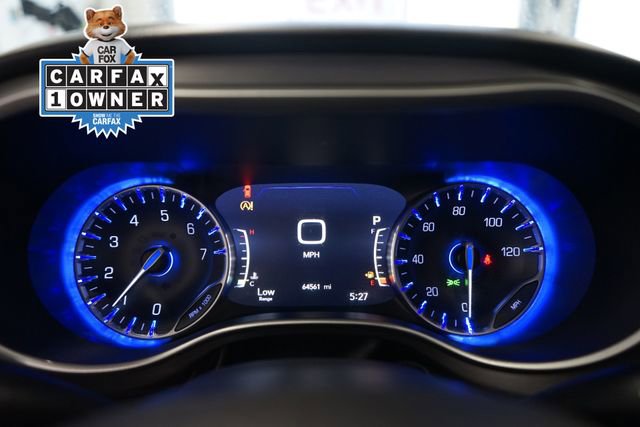Used 2022 Chrysler Pacifica Touring-L image 14