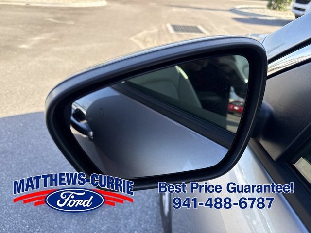 Certified 2022 Ford Escape SEL FWD image 9