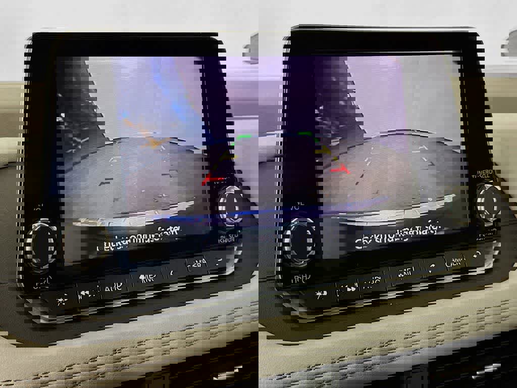 Used 2023 Nissan Rogue SV image 27