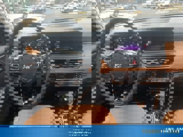 Used 2026 Kia Seltos EX w/ EX Sunroof Package image 17