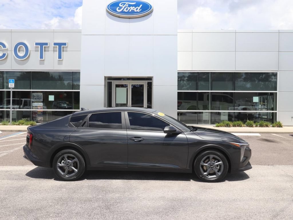 Used 2025 Kia K4 FWD image 15