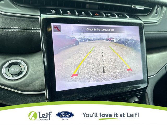 Used 2023 Jeep Grand Cherokee Limited w/ Black Appearance Package image 28