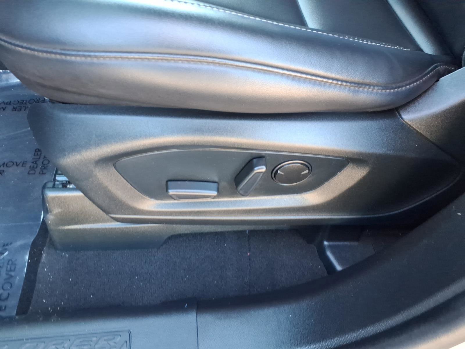 Certified 2024 Ford Explorer XLT w/ Equipment Group 202A image 12