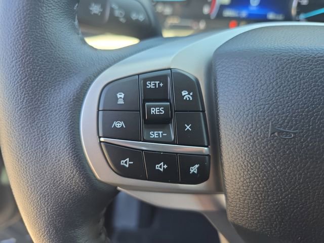 Certified 2024 Ford Explorer XLT w/ Equipment Group 202A AWD/4WD image 15