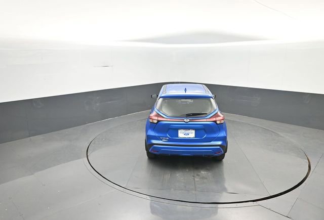 Used 2023 Nissan Kicks S FWD image 29
