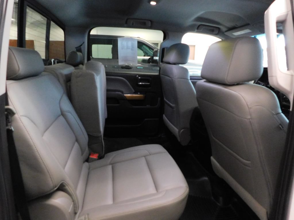 Used 2018 Chevrolet Silverado 1500 LTZ w/ Sport Package AWD/4WD image 28