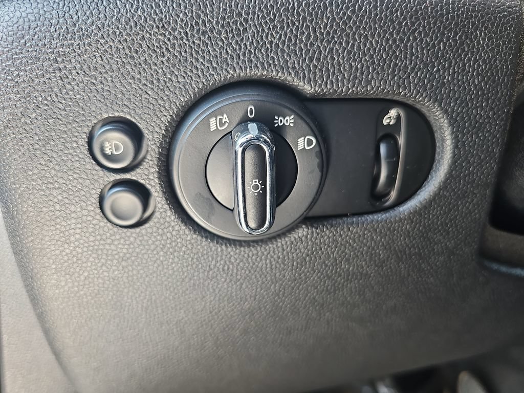 Used 2019 MINI Cooper S FWD image 23