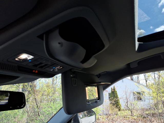 Certified 2022 Ford Explorer XLT w/ Equipment Group 202A AWD/4WD image 27