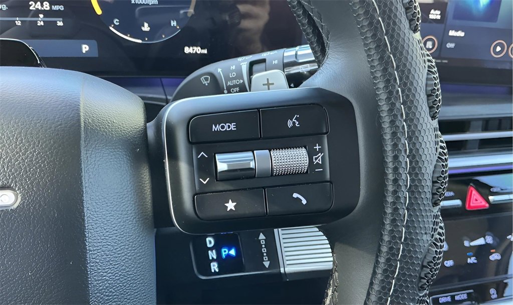 Used 2024 Hyundai Santa Fe Limited image 44