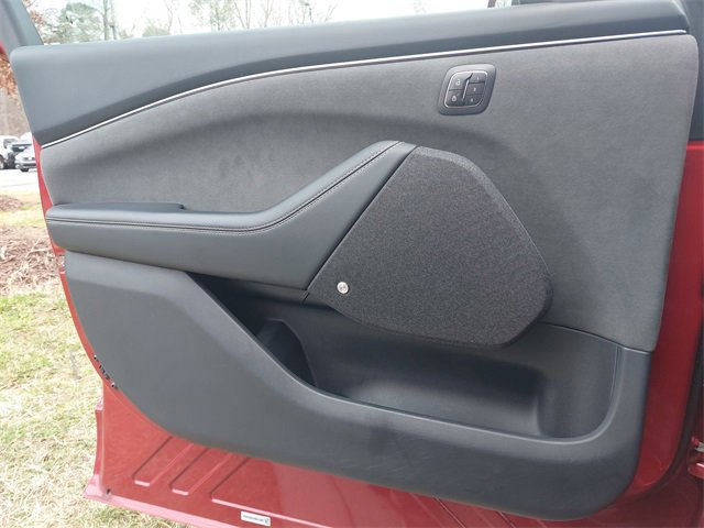 Certified 2024 Ford Mustang Mach-E GT image 27