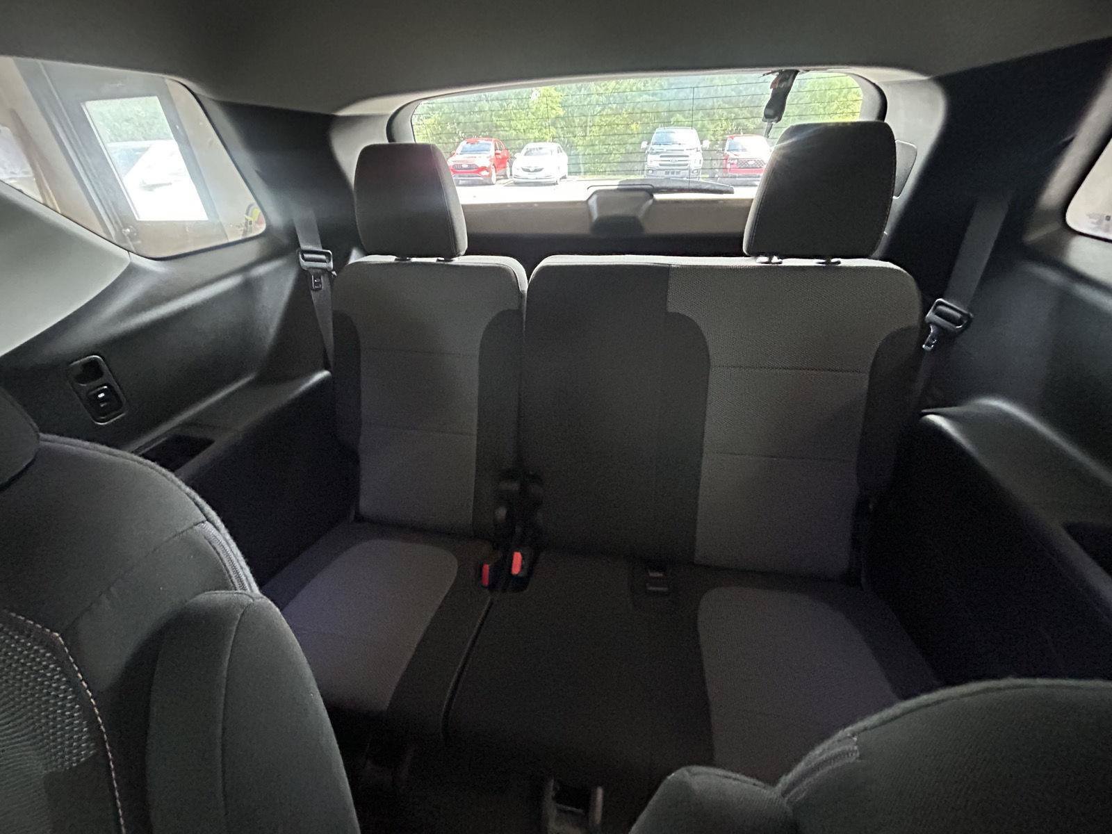 Used 2019 Chevrolet Traverse LT FWD image 10