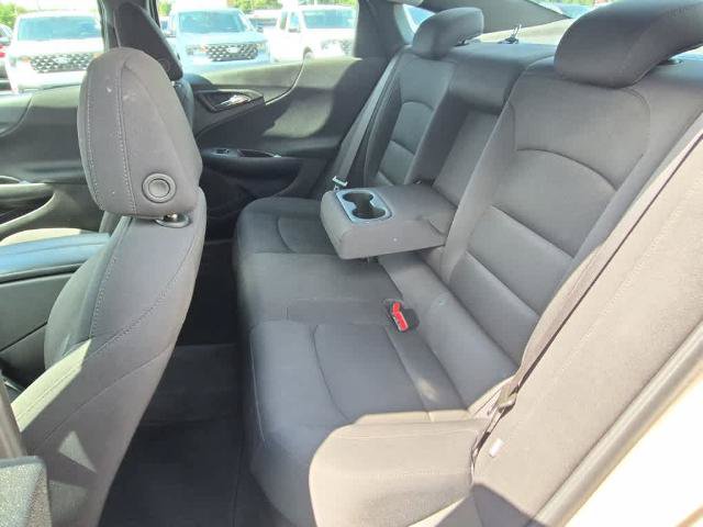 Used 2024 Chevrolet Malibu LT FWD image 7