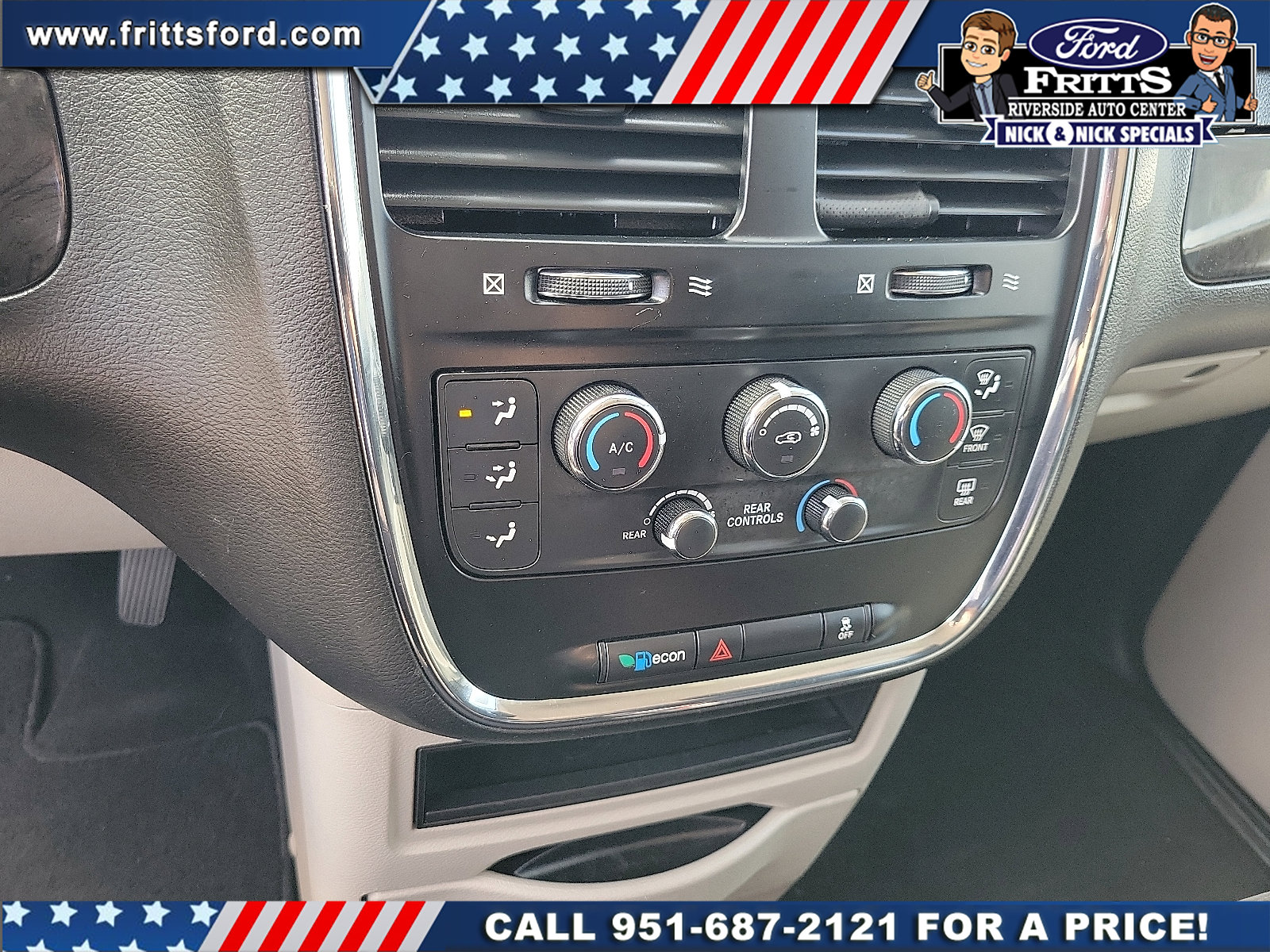 Used 2018 Dodge Grand Caravan SE w/ UConnect Hands-Free Group FWD image 8