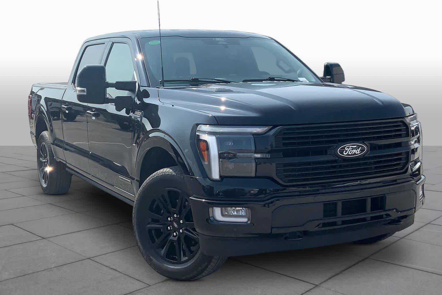 Certified 2025 Ford F150 Platinum AWD/4WD image 3