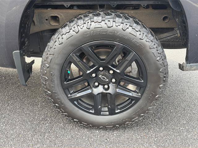 Used 2022 Chevrolet Silverado 1500 Custom AWD/4WD image 21